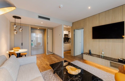 Stadtmitte Apartment | Elegant Fourty Three Serviced Apartments with Unique Amenities