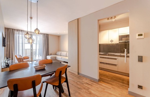 Stadtmitte Apartment | Elegant Fourty Three Serviced Apartments with Unique Amenities