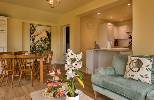 Halfway House Cottage | Discover Relaxation at Fox and Hare Retreats