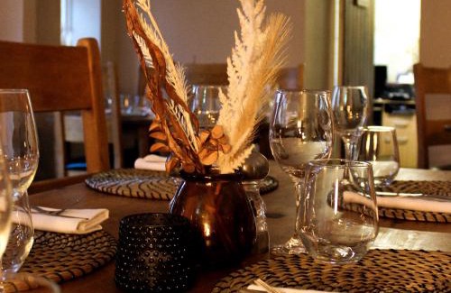 Llancarfan Hotel | Welcoming Fox And Hounds Llancarfan: Pet-Friendly Retreat