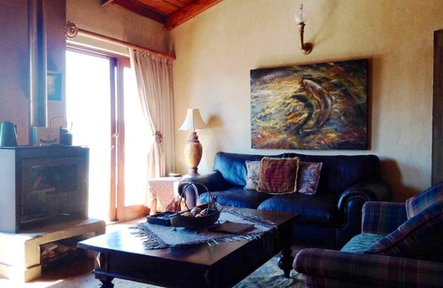 Dullstroom Cottage | Pet-Friendly Getaway at Fox and Squirrel: Rated 9.6/10