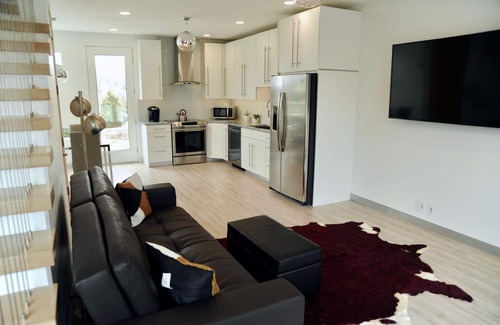 Aldrich House | Exceptional Fox Den at Fox Hollow with Spa and Hot Tub