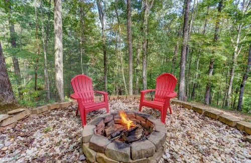 Eagle Mountain House | Inviting Fox Hollow: Pet-Friendly Retreat with Pool & Hot Tub
