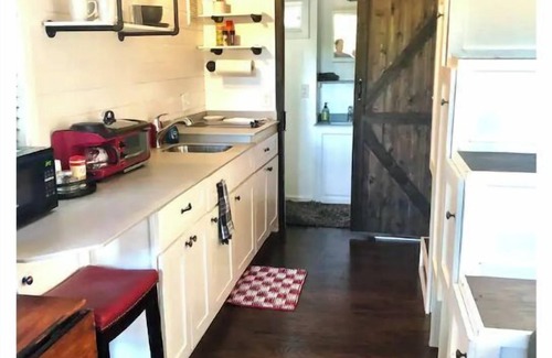Austin Cabin | Fox Tiny Home: Gated Resort with Pool & Ocean Views