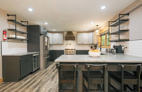 Oakland House | Foxcroft: New, Lake Access w. Dock Slip, Hot Tub, Pool Table