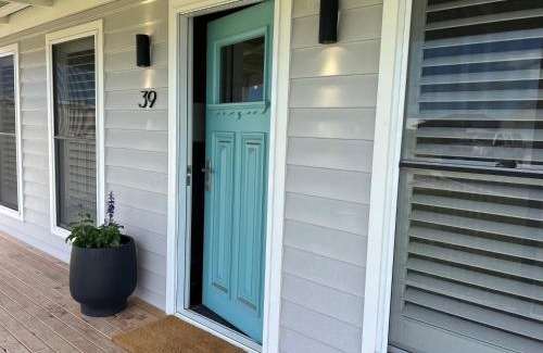 Waterhouse House | Foxhill Shores - WIFI outside pets