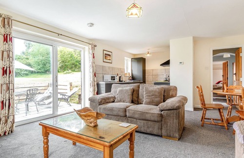 Withypool Cottage | Pet-Friendly Foxlair Cottage with Breakfast & Kitchen Access