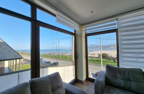 Fazouro Apartment | Oceanfront Foz Playa Rapadoira: 4 Bedrooms, Guest Rated 9.1