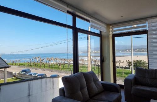 Fazouro Apartment | Oceanfront Foz Playa Rapadoira: 4 Bedrooms, Guest Rated 9.1