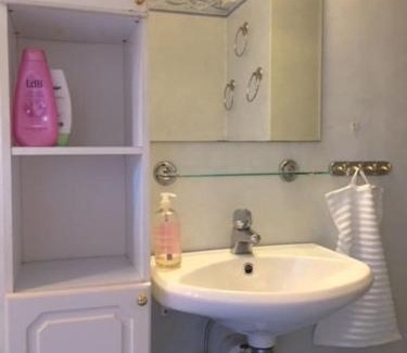 Trosa Apartment | Beautiful Apartment in the Heart of Trosa - Pet Friendly
