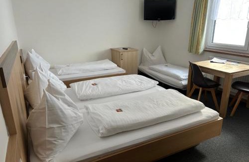 Gleiming Bed & Breakfast | Guest Rated: 9/10 at Frühstückspension Auer - Haus Kargl