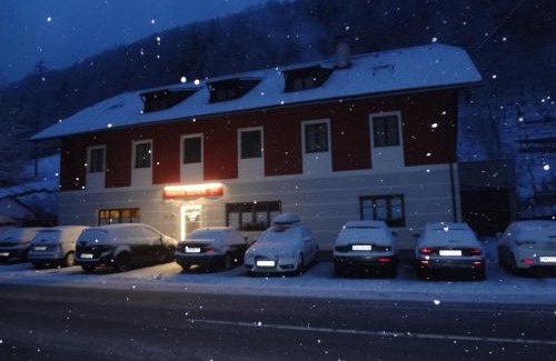 Gaming Bed & Breakfast | Top-Rated Frühstückspension Doris Eder with Family Amenities