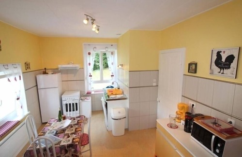 Granges-Aumontzey Cottage | Cozy Gite Granges-Aumontzey: Ideal for Families & Relaxation