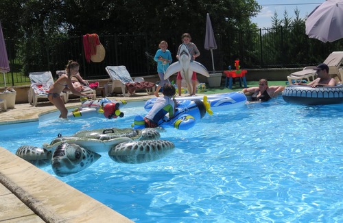 La Rochebeaucourt-et-Argentine Cottage | Idyllic Gite Complex with Pool, Gym & Fishing Lake