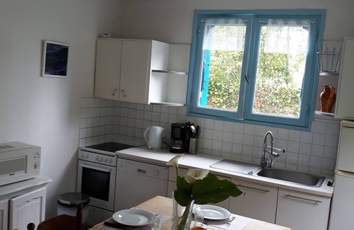 Plobannalec-Lesconil House | Kerleuquer Ty Nevez: Steps from Harbor and Beaches