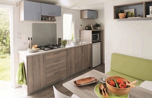 Rouffignac-Saint-Cernin-de-Reilhac House | Family-Friendly Camping with Pool and Top Guest Rating