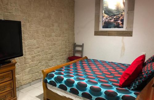 Saint-Evroult-Notre-Dame-du-Bois House | Cozy Gîtes du duvet d'oie: Ideal for Family Getaways