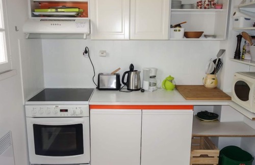 La Madrague Apartment | Oceanfront Retreat at Hameau la Madrague - Guest Rated 8.2