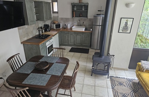 Saint-Geniez-d'Olt Cottage | Idyllic Hidden Village on the River, Rated 9.6/10