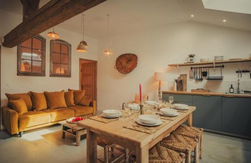Saint-Jean-Saint-Maurice-sur-Loire Apartment | Child-Friendly Retreat at Gîtes Les Pittoresques