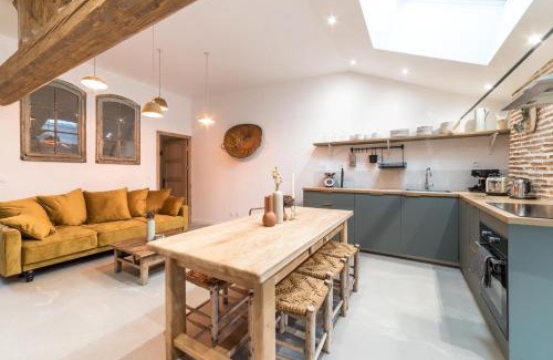 Saint-Jean-Saint-Maurice-sur-Loire House | Tranquil Lakefront Retreat in Picturesque Village Setting