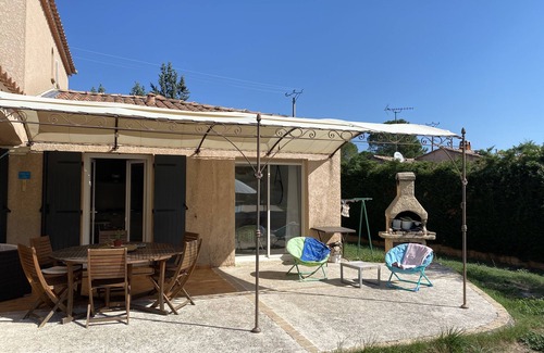 Saint-Maximin-la-Sainte-Baume Villa | Exquisite Villa with Private Pool in the Heart of Provence