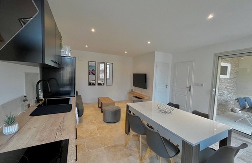 Saint-Maximin-la-Sainte-Baume House | Quiet house, garage, terrace, near basilica