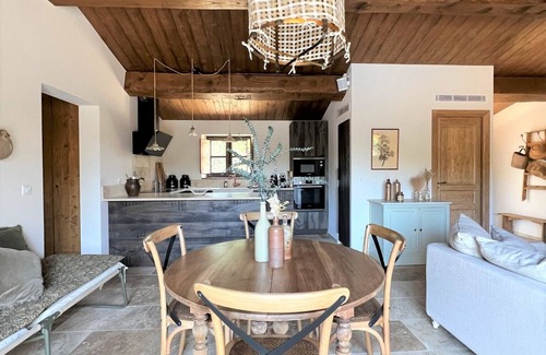 Pinarellu Villa | Experience Casetta Soli: Top-Rated Stay with Pool & Breakfast