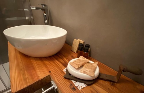 Domegge di Cadore Bed & Breakfast | Experience Fra Rose e Mughi: Ocean View Family Retreat