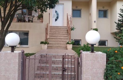 Souli Apartment | Exceptional Stay at Fragkos Nikolaos with Breakfast Included