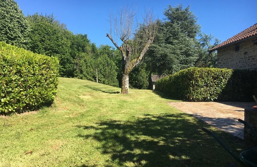 Compreignac House | Inviting Country House with Pool in France-Sud-Ouest
