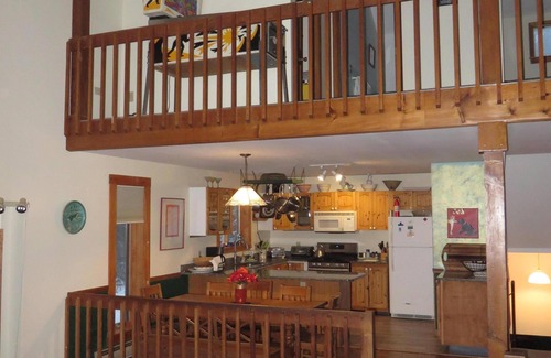 Sugar Hill House | Franconia Notch Retreat: Breathtaking Views & Relaxing Hot Tub