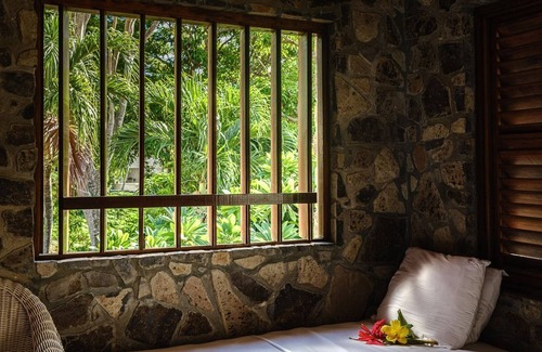 Mount Pleasant Bay Hotel | Relaxing Ocean View Retreat at Frangipani Hotel