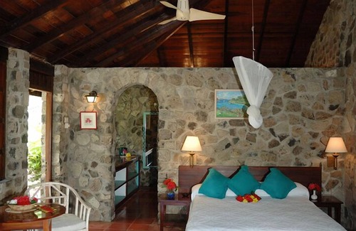Mount Pleasant Bay Hotel | Relaxing Ocean View Retreat at Frangipani Hotel