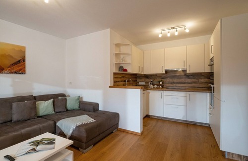 Kitzbuehel Apartment | Guest Rated 10/10: Frangl Modern Apartment with Kitchen