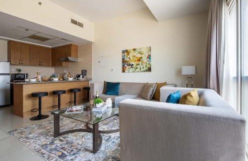 Jebel Ali Apartment | Discover Family-Friendly Frank Porter - Suburbia with Pool