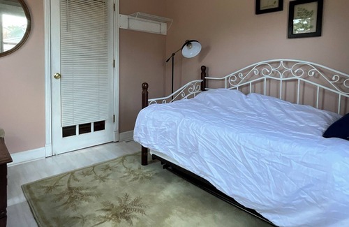 Port Huron House | Discover Frank's Folk Victorian – Steps from the Beach!