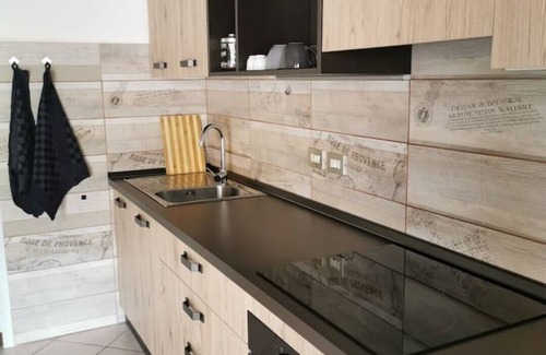 Lonate Pozzolo Apartment | Family-Friendly Retreat at Frank's Home with Kitchen & Breakfast