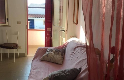 Sant'Alessio Siculo Apartment | Elegant Frank Sinatra Apartment Near Taormina - Pet Friendly