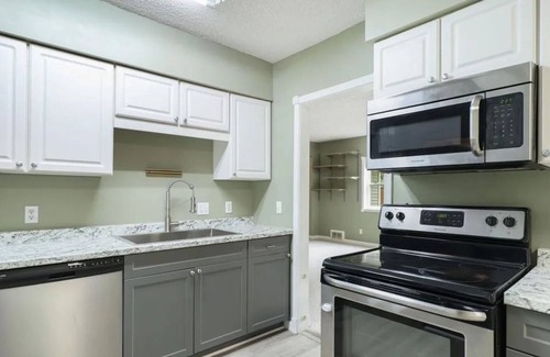 Birch Run Township House | Discover Frankenmuth Bavarian Retreat: Pet-Friendly Getaway