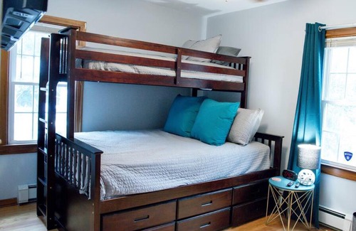 Frankenmuth House | Family-Friendly Stay at Frankenmuth Hubinger Haus