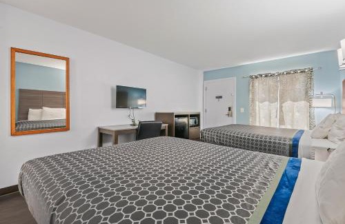 Carrabelle Hotel | Pet-Friendly Franklin Inn: 5-Star Comfort and Convenience