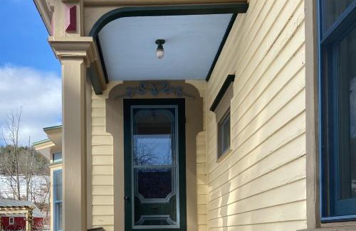 Oneonta House | Franklin Manor