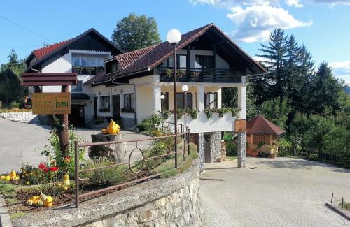 Marindol Bed & Breakfast | Guest Favorite: Frankovič Bed&Breakfast with Cozy Fireplace