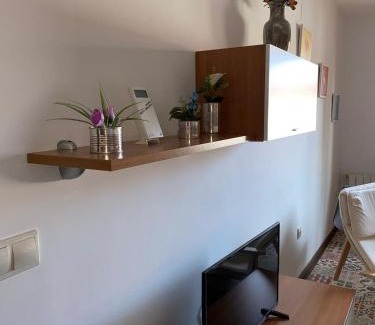 Mora de Rubielos Apartment | Family-Friendly Franlau: Guest Rated 9.1/10 for Comfort