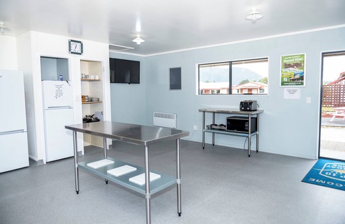 Franz Josef Glacier Other | Family-Friendly Franz Josef Top 10 Holiday Park Awaits You