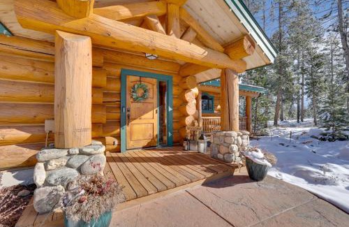 Granby House | Cozy Fraser Chalet with Hot Tub & Scenic Mountain Views