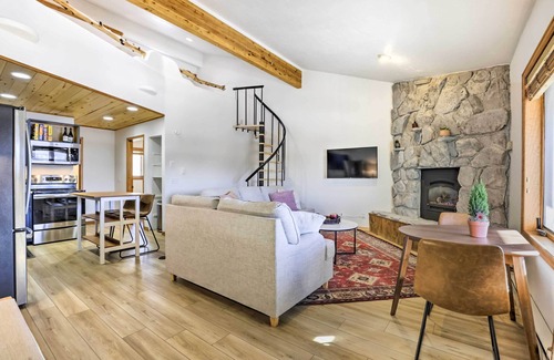 Fraser Condo | Fraser Mountain Escape: Cozy Retreat with Deck & Spa