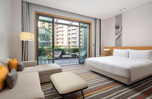 Yangpu Hotel | Elegant Fraser Place Wujiaochang with Private Pool & Spa