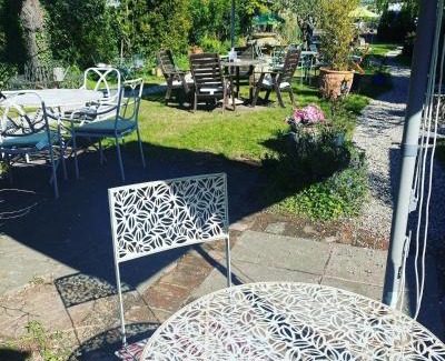 Battlesbridge House | Family-Friendly Frasers Battlesbridge with Kitchen Amenities